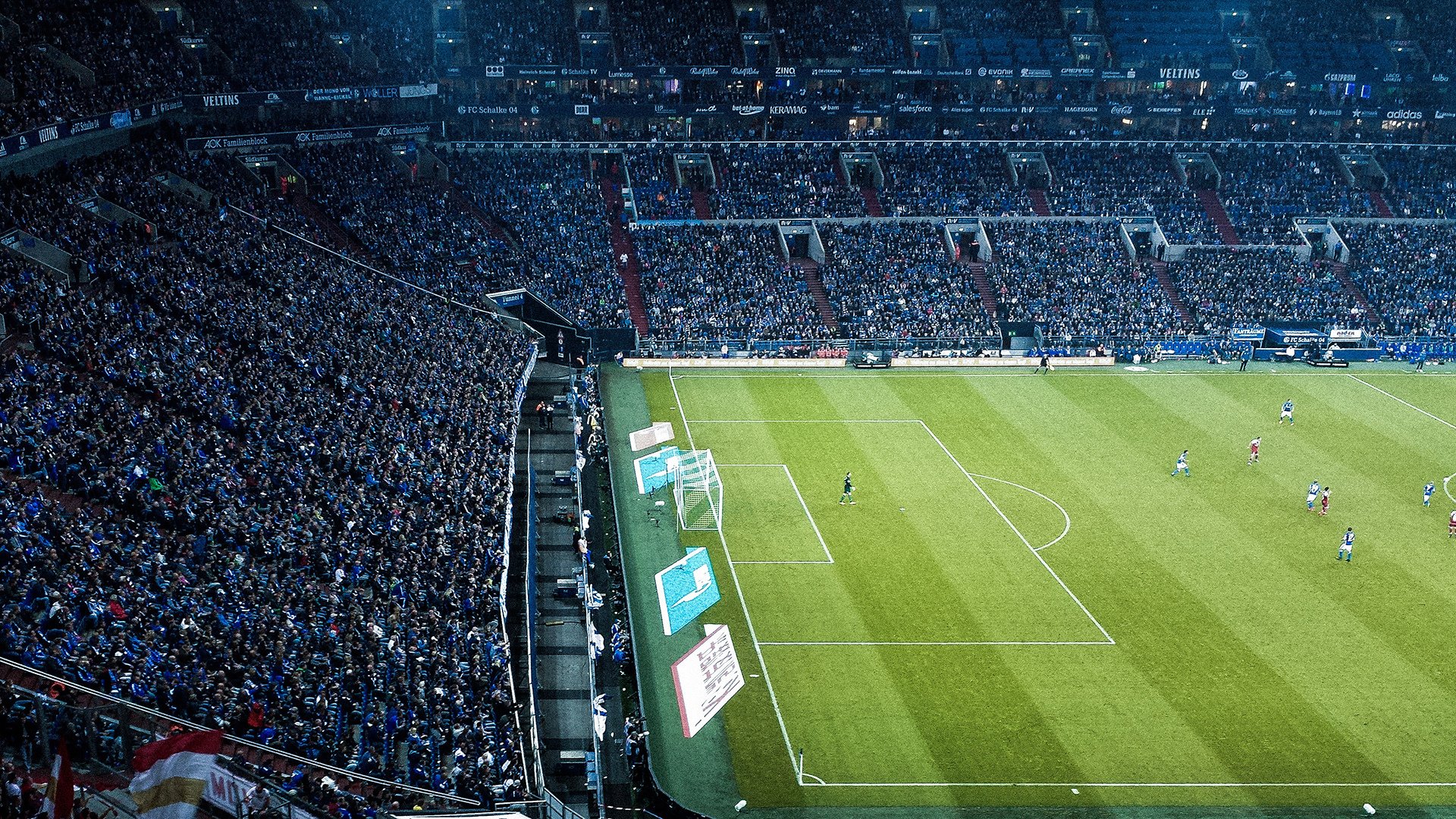 芬兰对阵埃及，京多安在非典型战场上展现的足球巨星价值